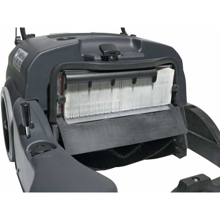 Nilfisk SW750 akkukäyttöinen lakaisukone, 60 l, 12 V, 46 Ah