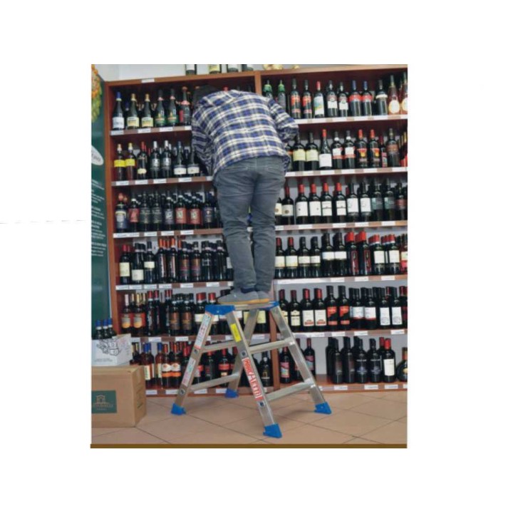 Marchetti Gaudì 03 kaksipuolinen alumiinitikas, 3 + 3 askelmaa, 150 kg, 75 cm