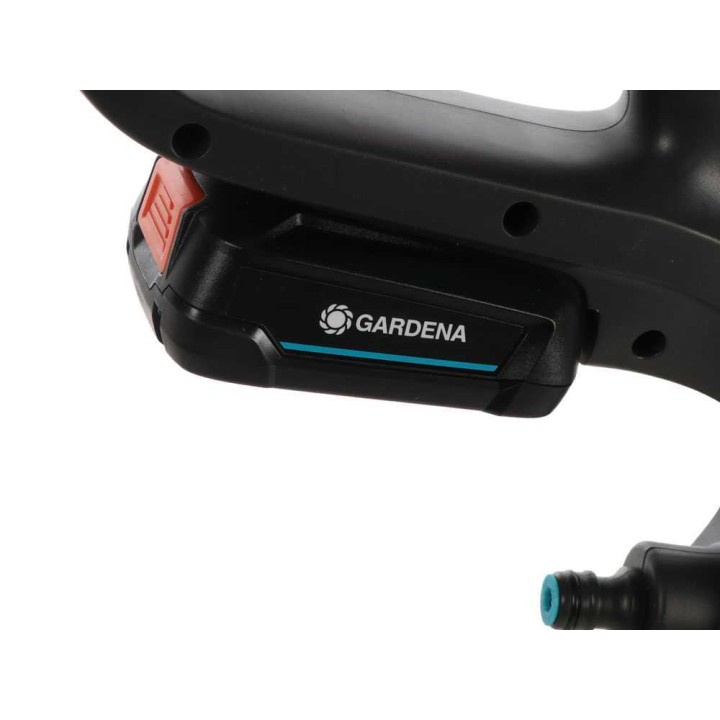 Gardena AquaBrush Compact 02/18V lattianpesuri, 18 V, 2,5 Ah aloitussarja