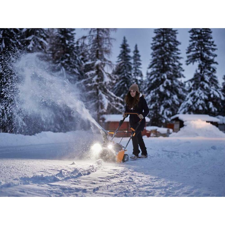 Stiga ST 700e Kit akkulumilinko, 48 V, 7,5 Ah, 50 cm