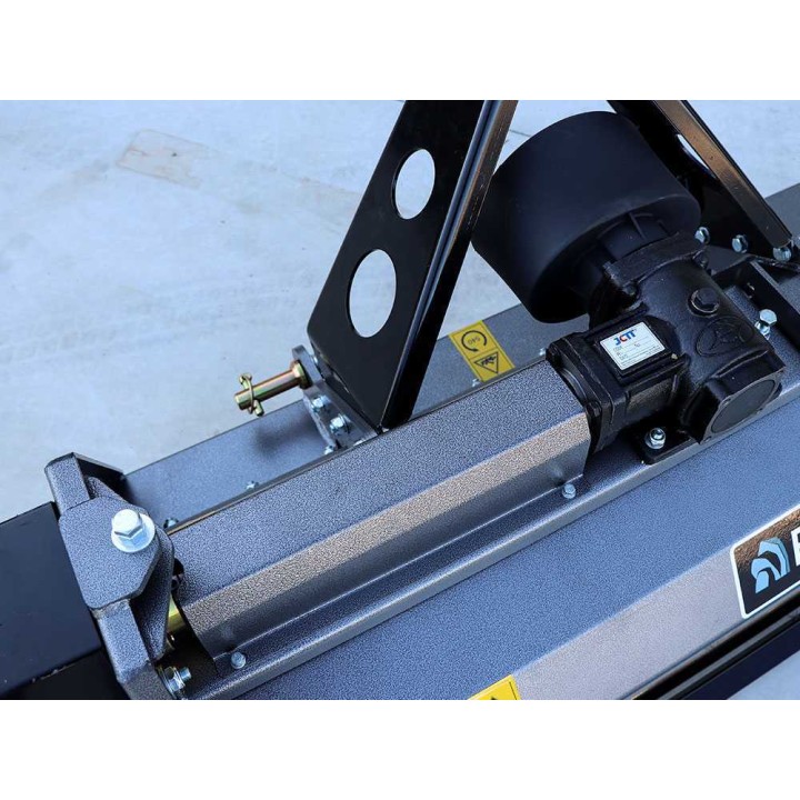 BlackStone BL 140 traktorimurskain, 140 cm, 25–30 HP, vasarat