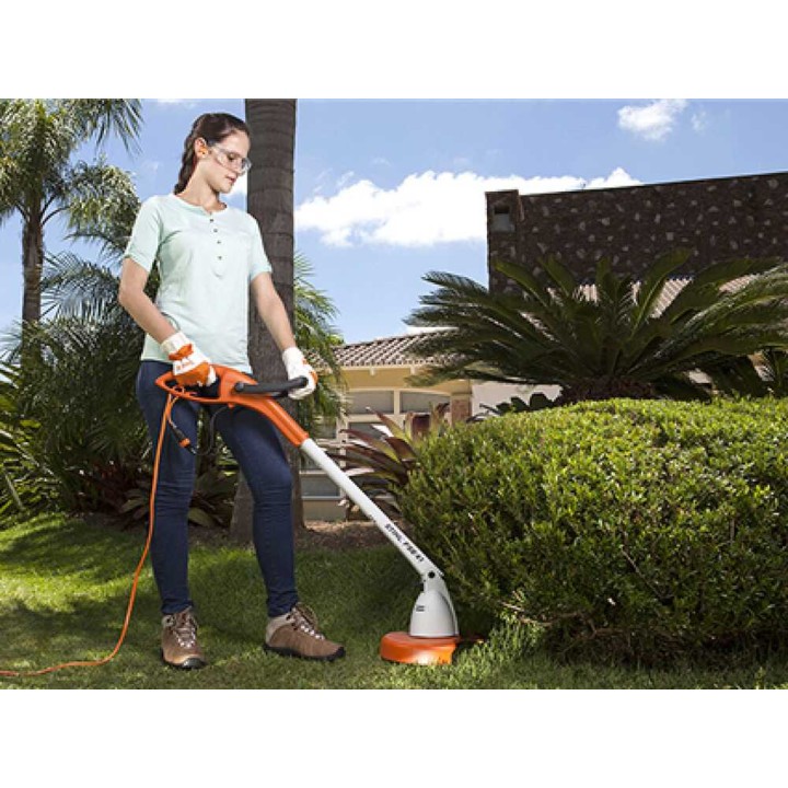 STIHL FSE 31 sähköinen tagliabordi, 245 W, 230 V, 2,2 kg
