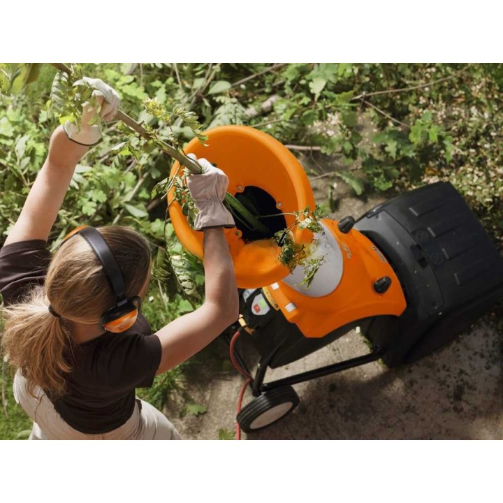 STIHL GHE 250 sähköbiotriturattori, 2 500 W, 230 V, oksille enintään 30 mm