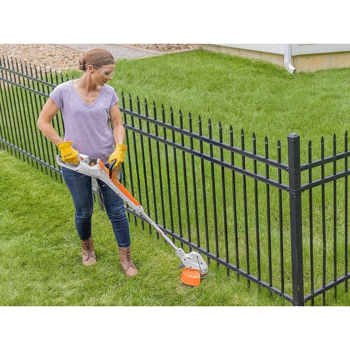 STIHL FSA 30 akkureunatrimmeri, 10,8 V, 2,6 Ah, PolyCut 3-2