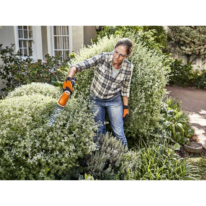 STIHL HSA 26 SET akkuviherleikkuri, 10,8 V, akku ja laturi