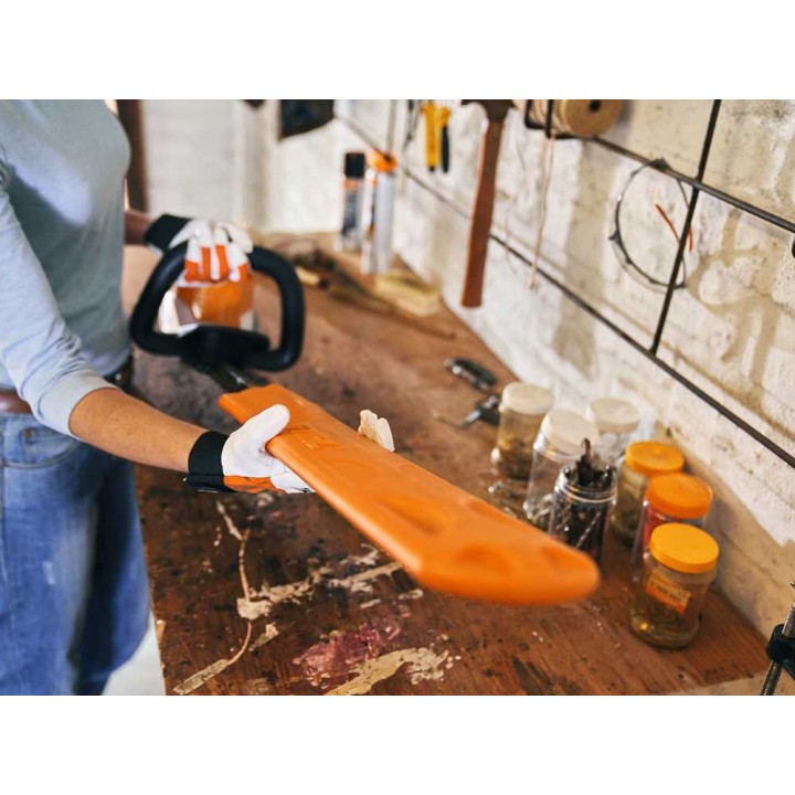 STIHL HSA 26 SET akkuviherleikkuri, 10,8 V, akku ja laturi