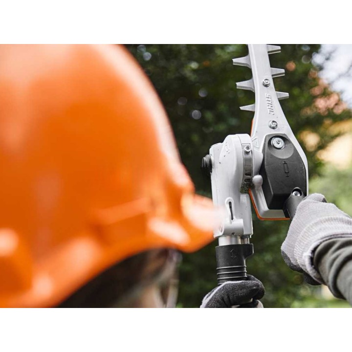 STIHL HLE 71 sähköinen pensasleikkuri, 600 W, 50 cm:n terä ja 254 cm:n varsi