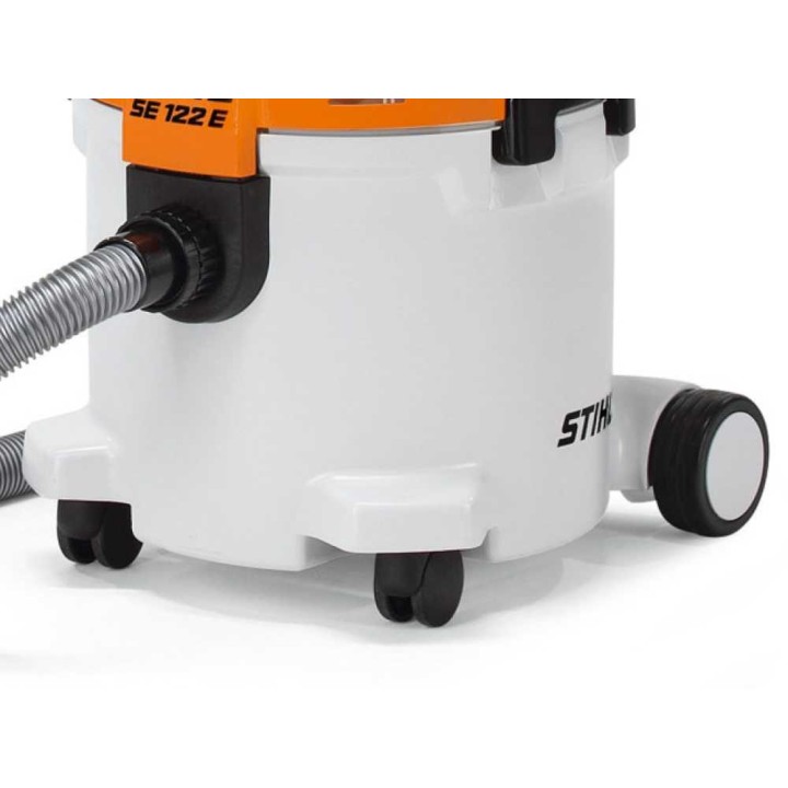 STIHL SE 122 märkä- ja kuivaimuri, 30 l, 1 500 W, 230 V