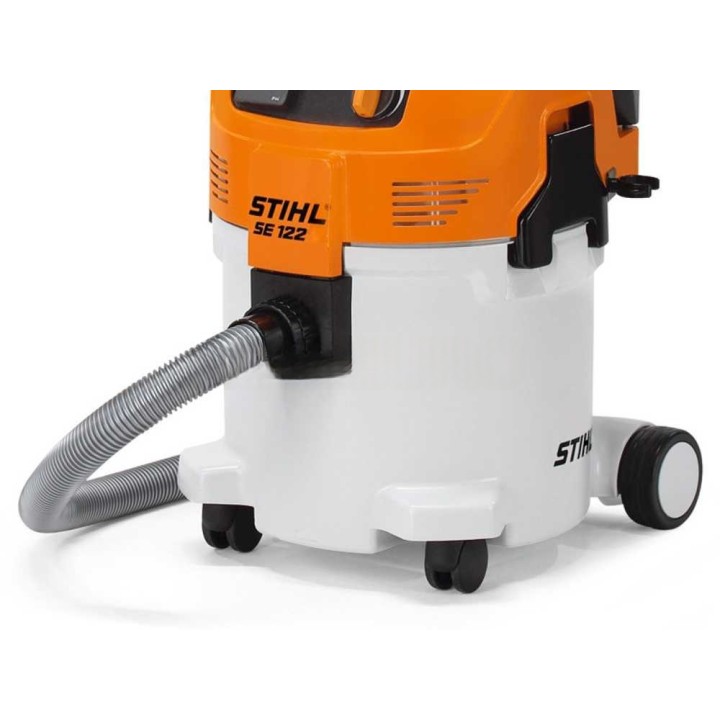 STIHL SE 122 märkä- ja kuivaimuri, 30 l, 1 500 W, 230 V