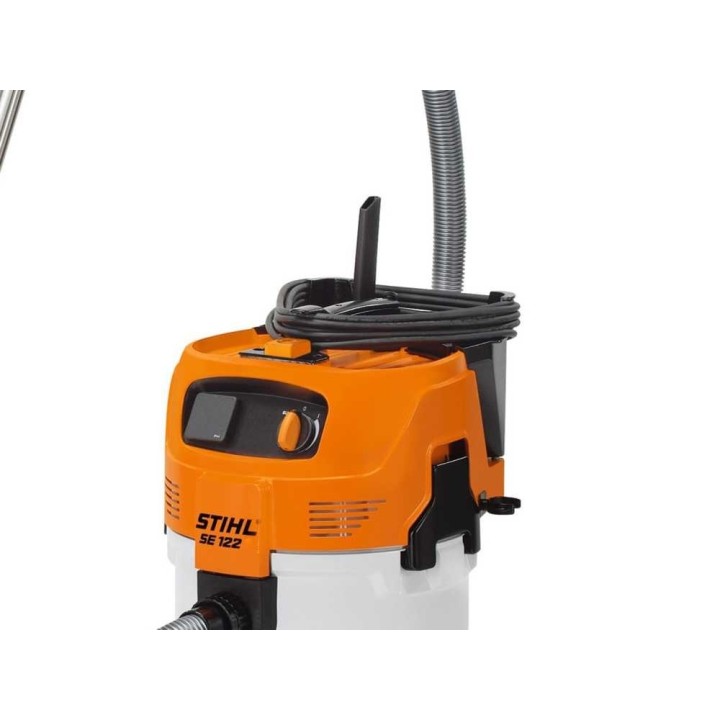 STIHL SE 122 märkä- ja kuivaimuri, 30 l, 1 500 W, 230 V