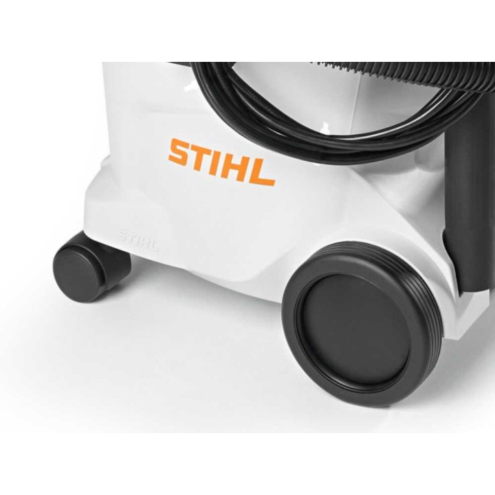 STIHL SE 33 märkä- ja kuivaimuri, 1 400 W, 12 l, puhallustoiminto