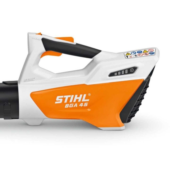 STIHL BGA 45 Set akkulehtipuhallin, 18 V, integroitu akku