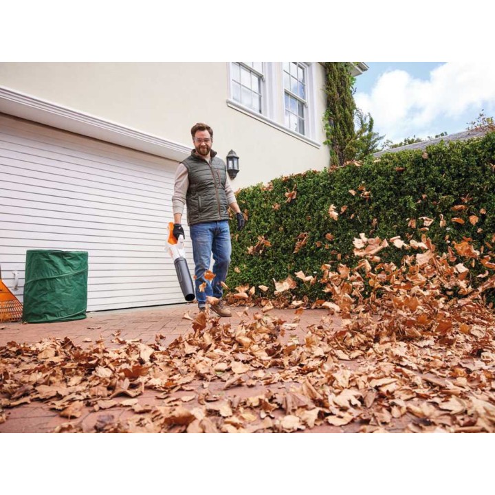 STIHL BGA 50 akkukäyttöinen puhallin, 36 V, ilman akkua ja laturia