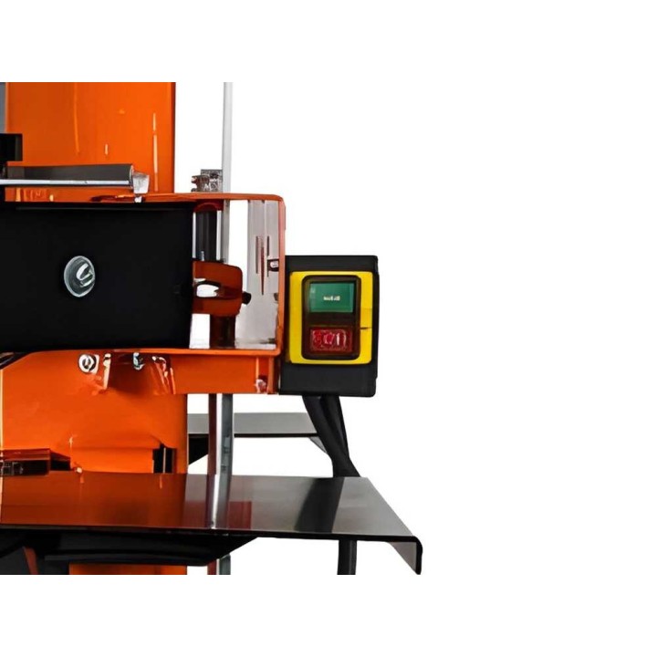 Forest Master FM8VE pystymallinen sähköinen halkomakone, 3 000 W, 8 t