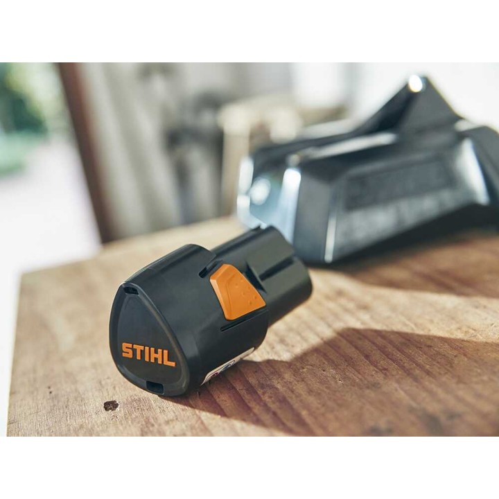 STIHL SEA 20 käsipölynimuri, 10,8 V, 2,6 Ah