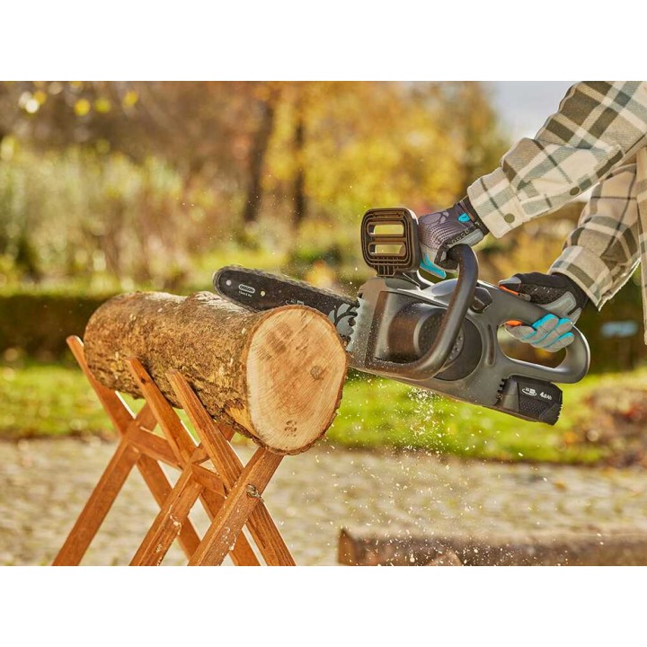 Gardena PowerSaw 250/18V akkumoottorisaha, 18 V 4 Ah, laippa 25 cm