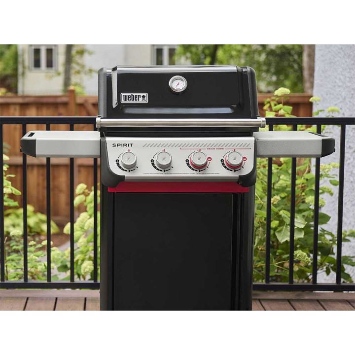 Weber Spirit E-425 kaasugrilli, 4 poltinta, 10,3 kW, 3 438 cm²