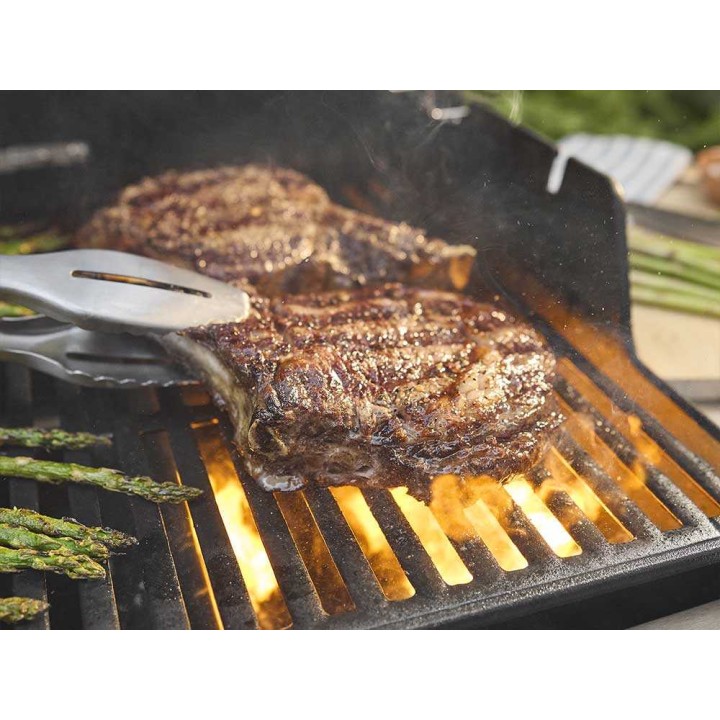 Weber Spirit EP-325 kaasugrilli, 3 poltinta, 7 kW, 2 894 cm²