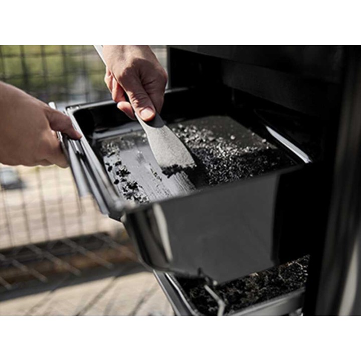 Weber Spirit E-210 kaasugrilli, 7,8 kW, 2 poltinta