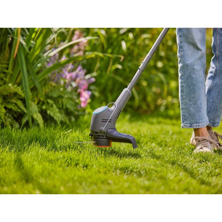Gardena EasyTrim 25/18V P4A -akkutrimmeri, 18 V, 2 Ah, 25 cm