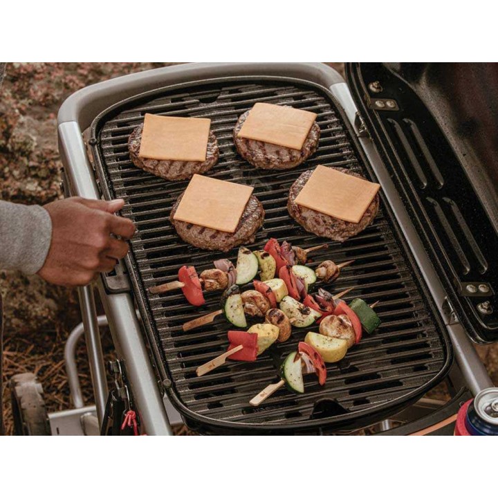 Weber Traveler Stealth kaasugrilli, 3,8 kW, 2 065 cm²