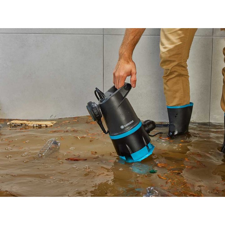 Gardena 20000 BASIC uppopumppu kirkkaalle ja likaiselle vedelle, 550 W, 20 000 l/h