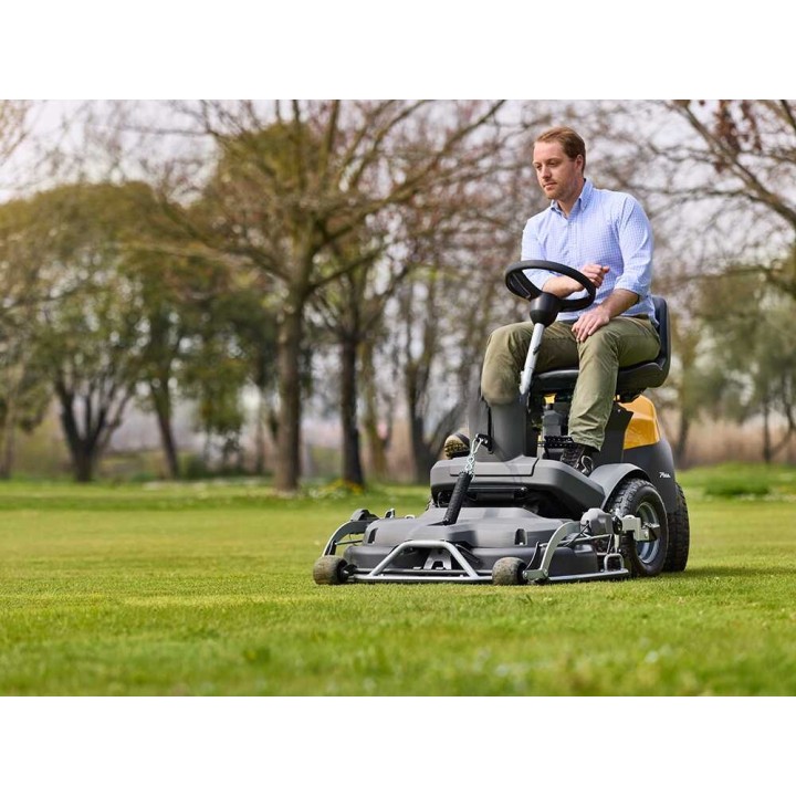 Stiga Park 500 WX etuleikkuritraktori, 20 HP, 100 cm, neliveto
