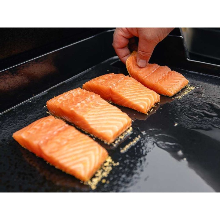 Campingaz Sigma 2 Cook kaasukäyttöinen plancha-grilli kannella, 6 kW