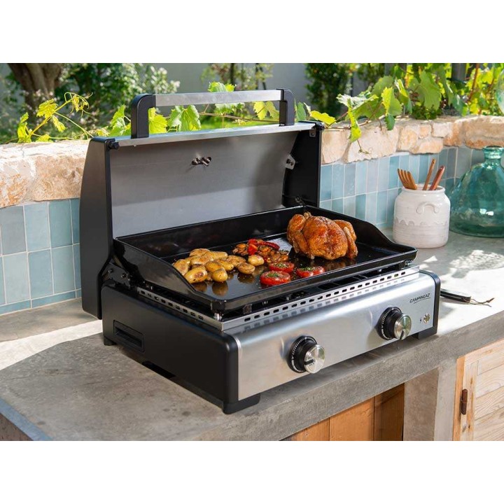Campingaz Master 2 Pro kaasukäyttöinen plancha-grilli kannella, 6 kW