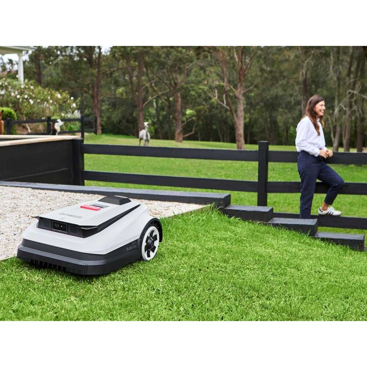 Ecovacs GOAT A1600 RTK robottiruohonleikkuri ilman rajalankaa, 1 600 m², 33 cm