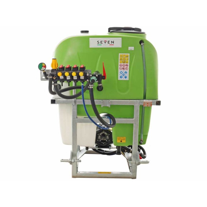 Seven Italy 400L traktorikäyttöinen ruiskutuslaite, Comet BP 75, 400 l