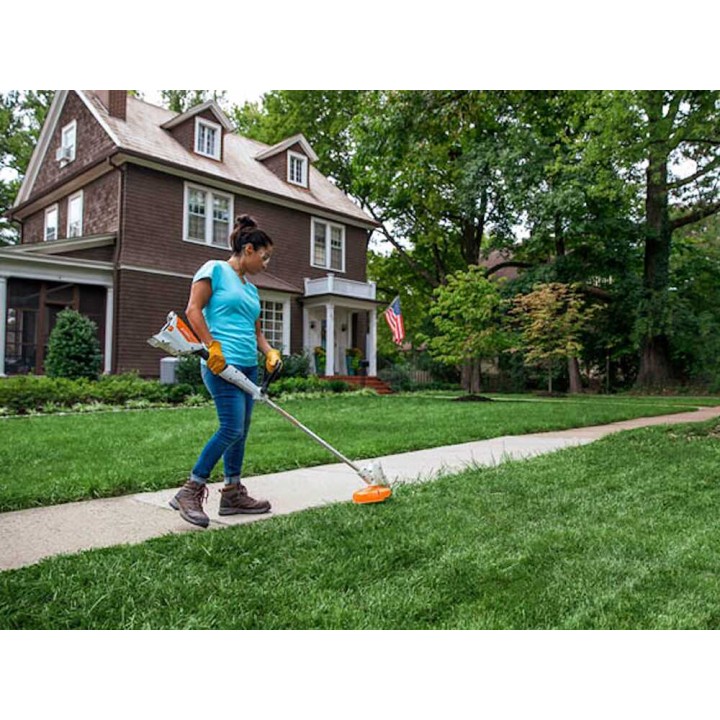 STIHL FSA 57 -akkutrimmeri, 36 V, 400 W, 2 × AK 10-akkua