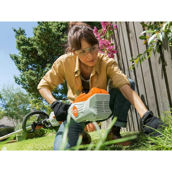 STIHL FSA 80 R akkuraivaussaha, AK 30 -akku, 36 V, 1 000 W