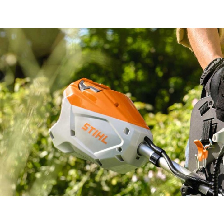 STIHL FSA 80 akkuraivaussaha, AK 30 -akku, 36 V, 5 Ah