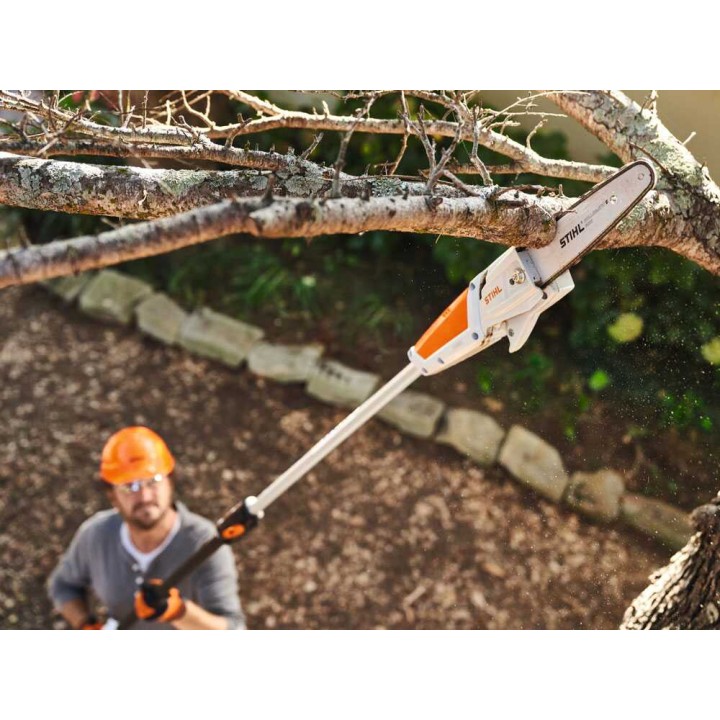 STIHL HTA 50 -akkukäyttöinen oksasaha AK 30 S -akulla, 36 V, 5 Ah