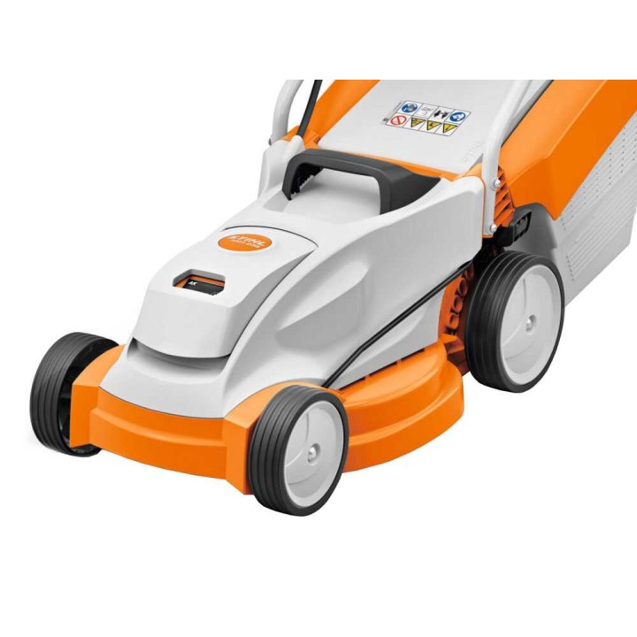 STIHL RMA 235 akkuruohonleikkuri, 36 V, 33 cm, AK 20 -akku ja laturi