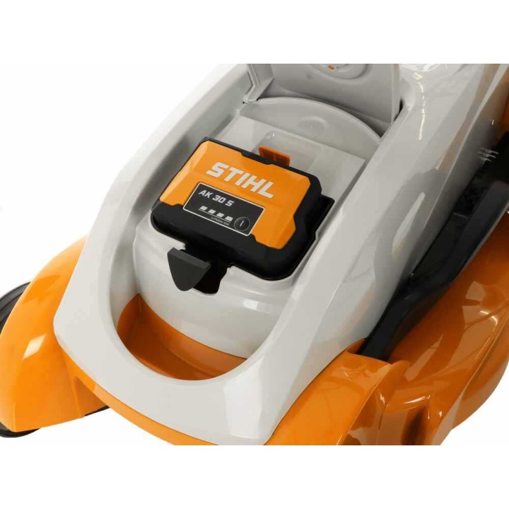 STIHL RMA 239 akkuruohonleikkuri, 36 V, 37 cm, 40 l