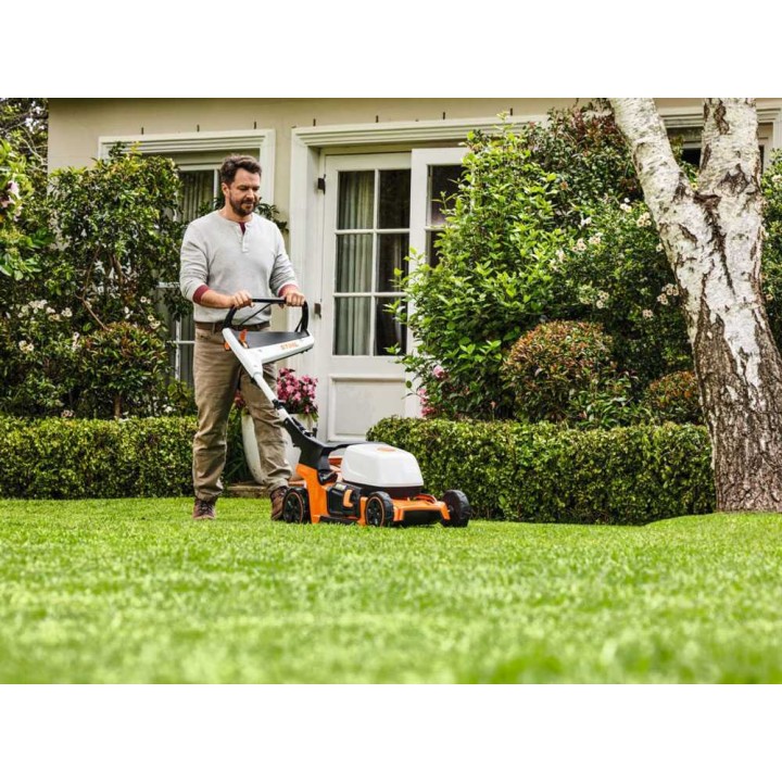 STIHL RMA 448 V -akkuruohonleikkuri, 36 V, 46 cm, AK 10 -akku