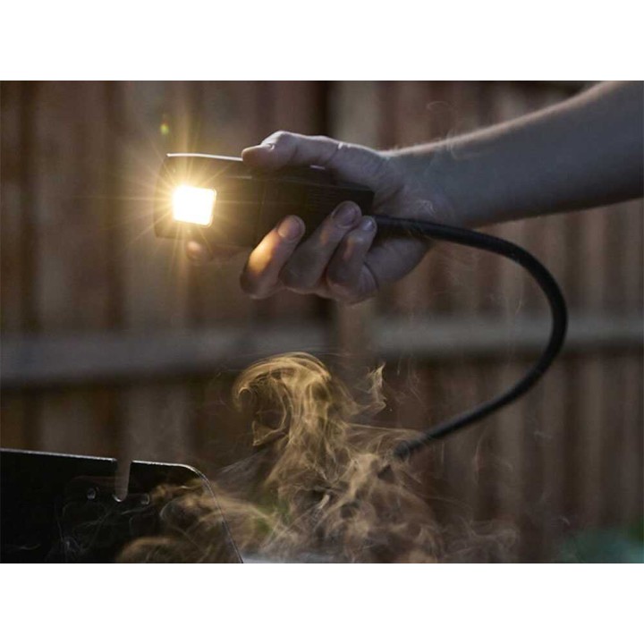 Weber Works joustava kiinnitettävä LED-valo, 3 × AAA, 69,5 cm