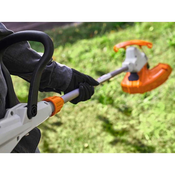 STIHL FSA 50 -akkutrimmeri, 36 V, 2 Ah:n akku ja laturi