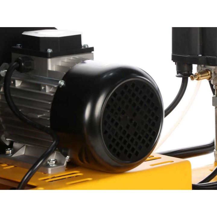 DeWalt DXCMB3T200HE hihnakompressori, 3 HP, 200 l, 400 V
