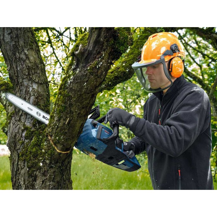 Bosch Professional BITURBO GKE 18V-40 akkuketjusaha, 18 V, 40 cm, ilman akkua ja laturia