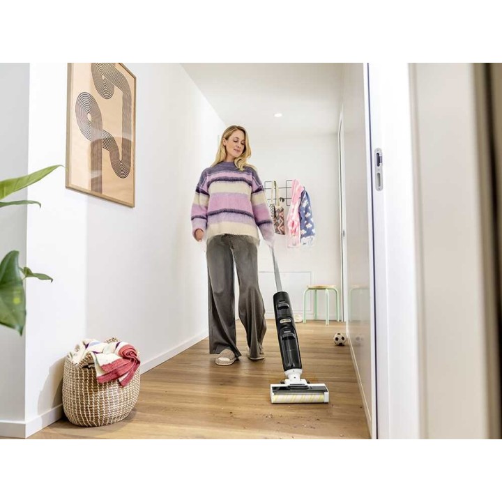 Karcher FCV 4 lattianpesukone, 18 V, 4 Ah