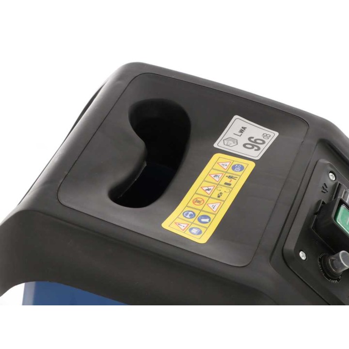 BullMach Tersic 45 Roller -sähköbiotritur, 2 800 W, 45 mm, keräyssäiliö