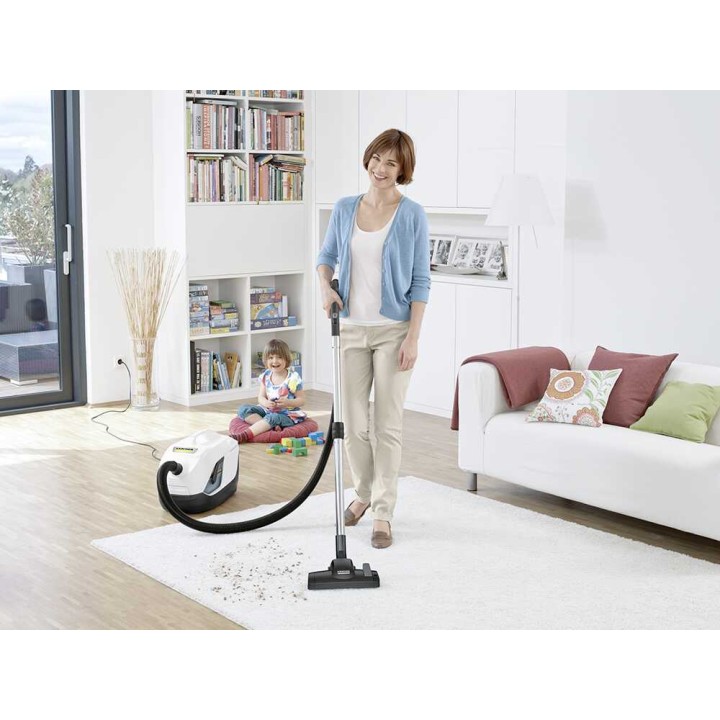 Karcher DS 6 -pölynimuri vesisuodattimella, 650 W