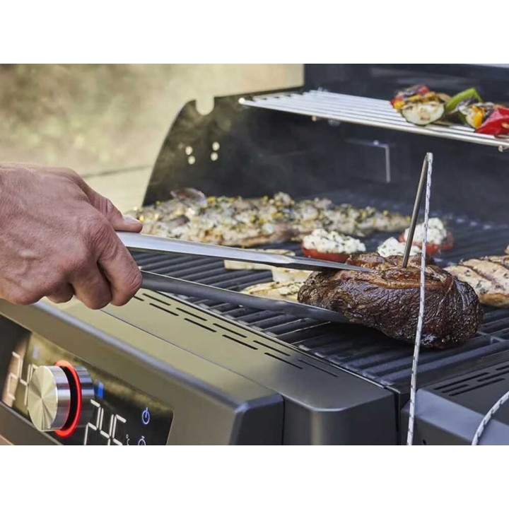 Char-Broil Evolve kaasugrilli, 4 poltinta, 8 kW, taitettavat sivutasot
