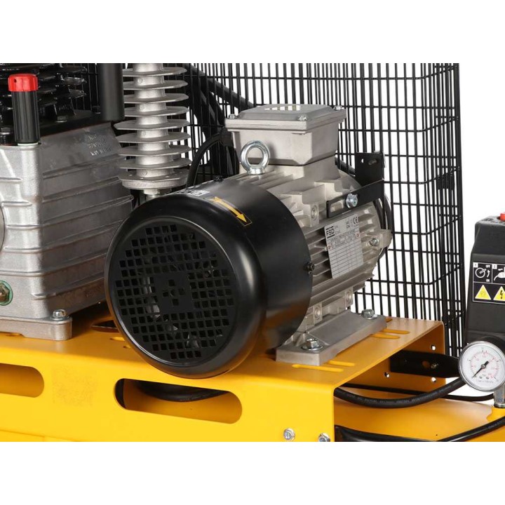 DeWalt DXCMB55T271HCE kompressori, 5,5 HP, 270 l, 400 V kolmivaihe, hihnaveto