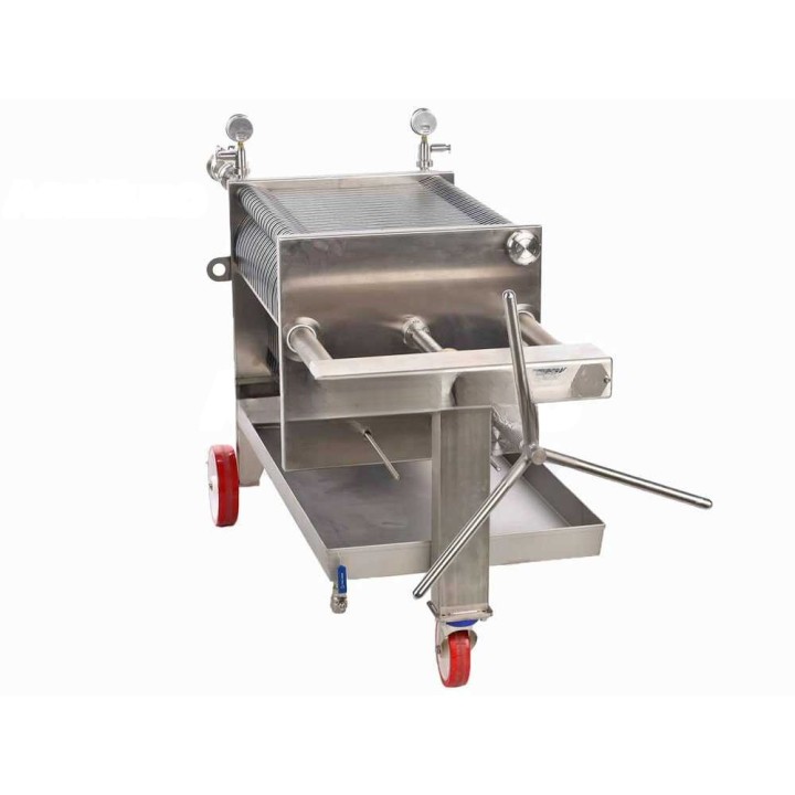 Enotecnica Pillan FC44 viinisuodatin, 40 kartonkia 40 × 40 cm, 1,2 HP, 230 V