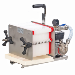 Enotecnica Pillan F14 viinisuodatin 14 levyä 0 5 HP NOVAX pumppu