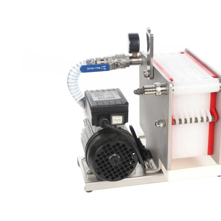 Enotecnica Pillan F14 viinisuodatin, 14 levyä, 0,5 HP, NOVAX-pumppu